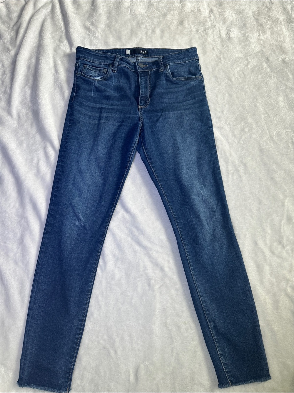 Kut from the Kloth Skinny Jeans in Dark Indigo